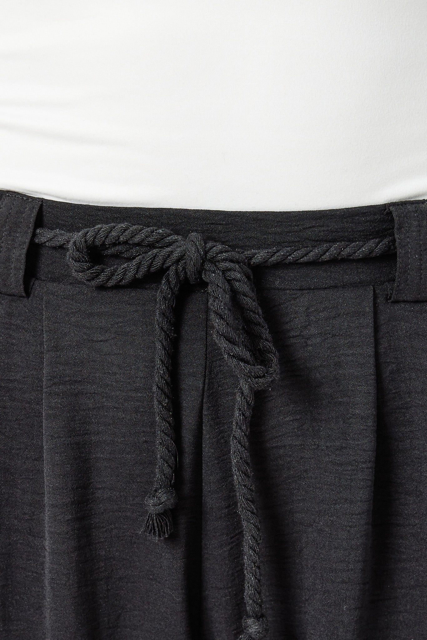 Airflow Wide-Leg Pants with Rope Belt - Image 4