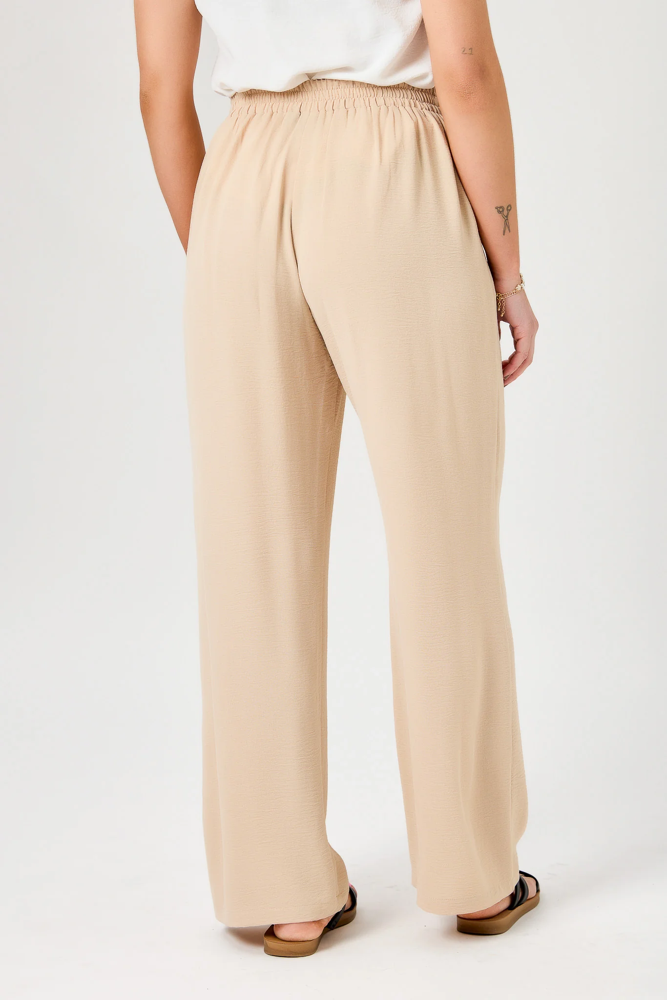 Airflow Wide-Leg Pants with Rope Belt - Image 6