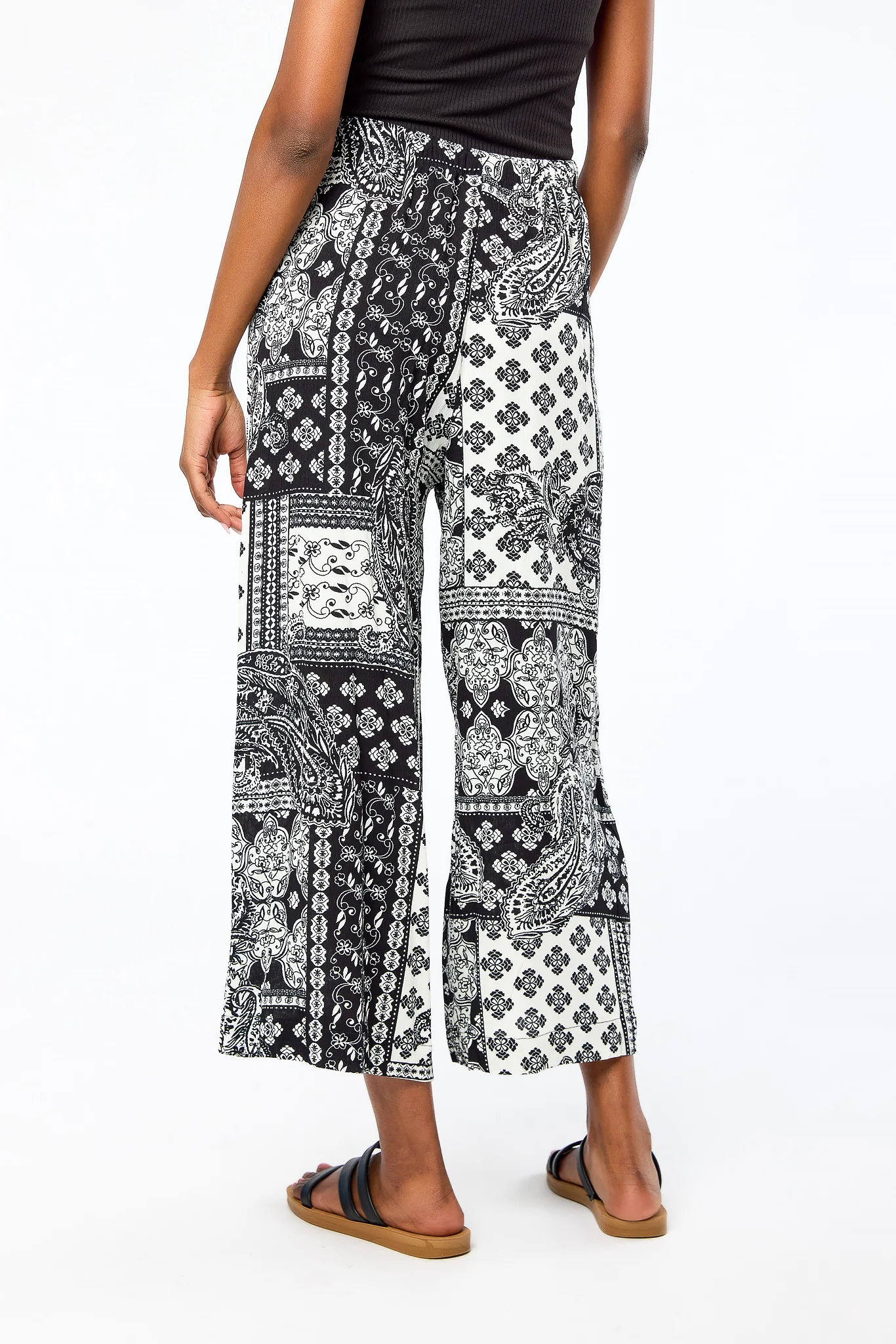 Bandana Print Rayon Gauze Wide-Leg Culotte - Image 2