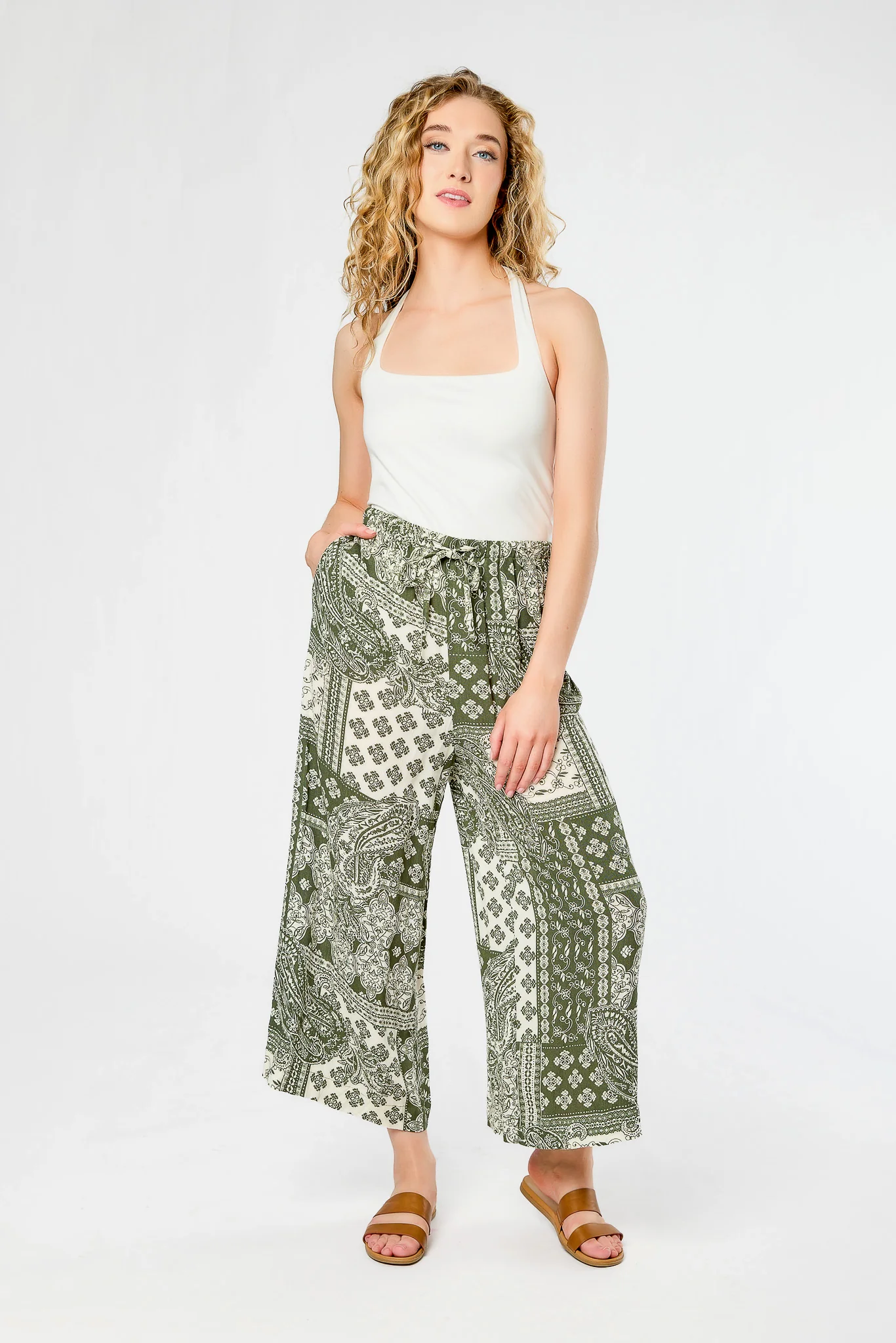 Bandana Print Rayon Gauze Wide-Leg Culotte - Image 4