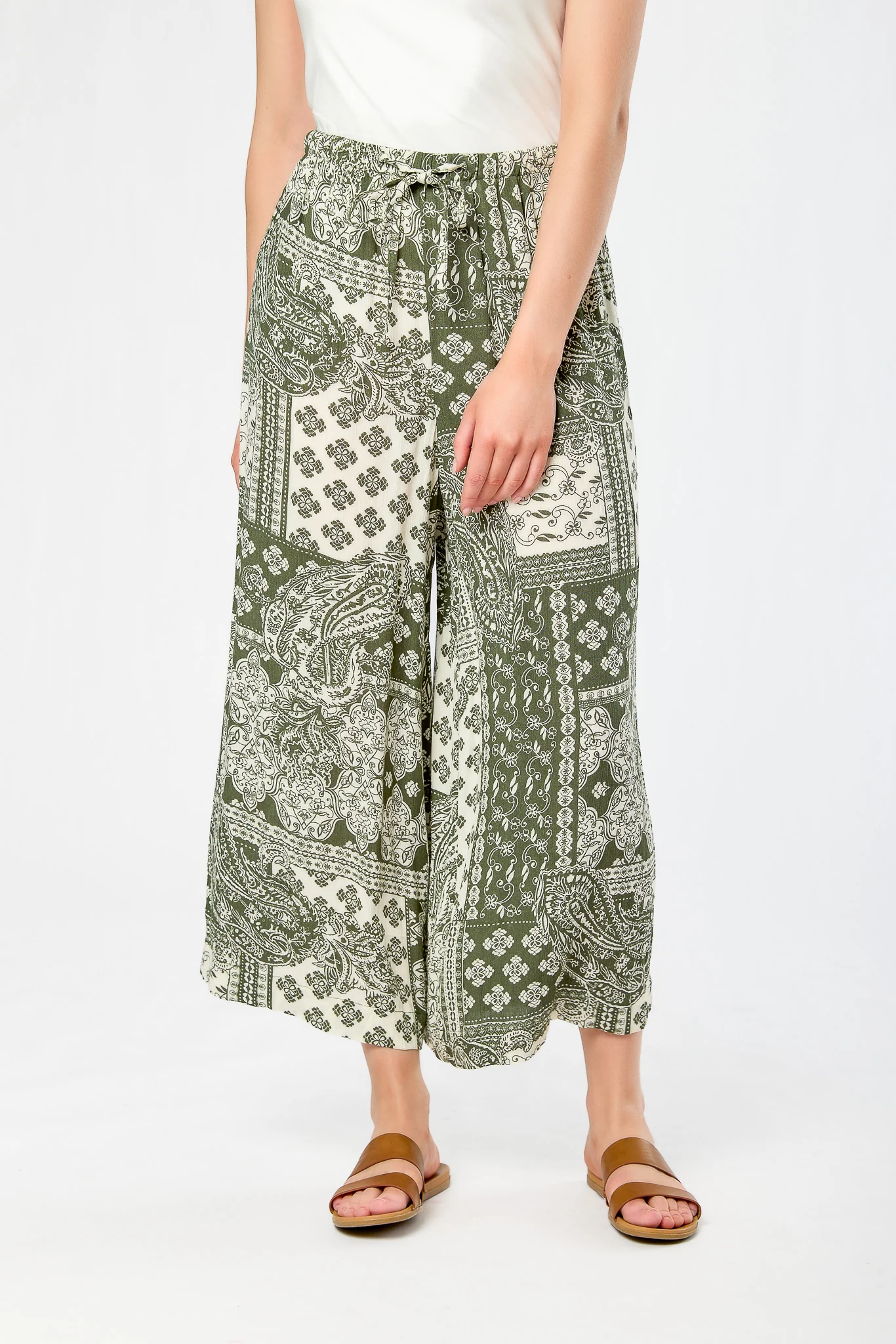 Bandana Print Rayon Gauze Wide-Leg Culotte - Image 6