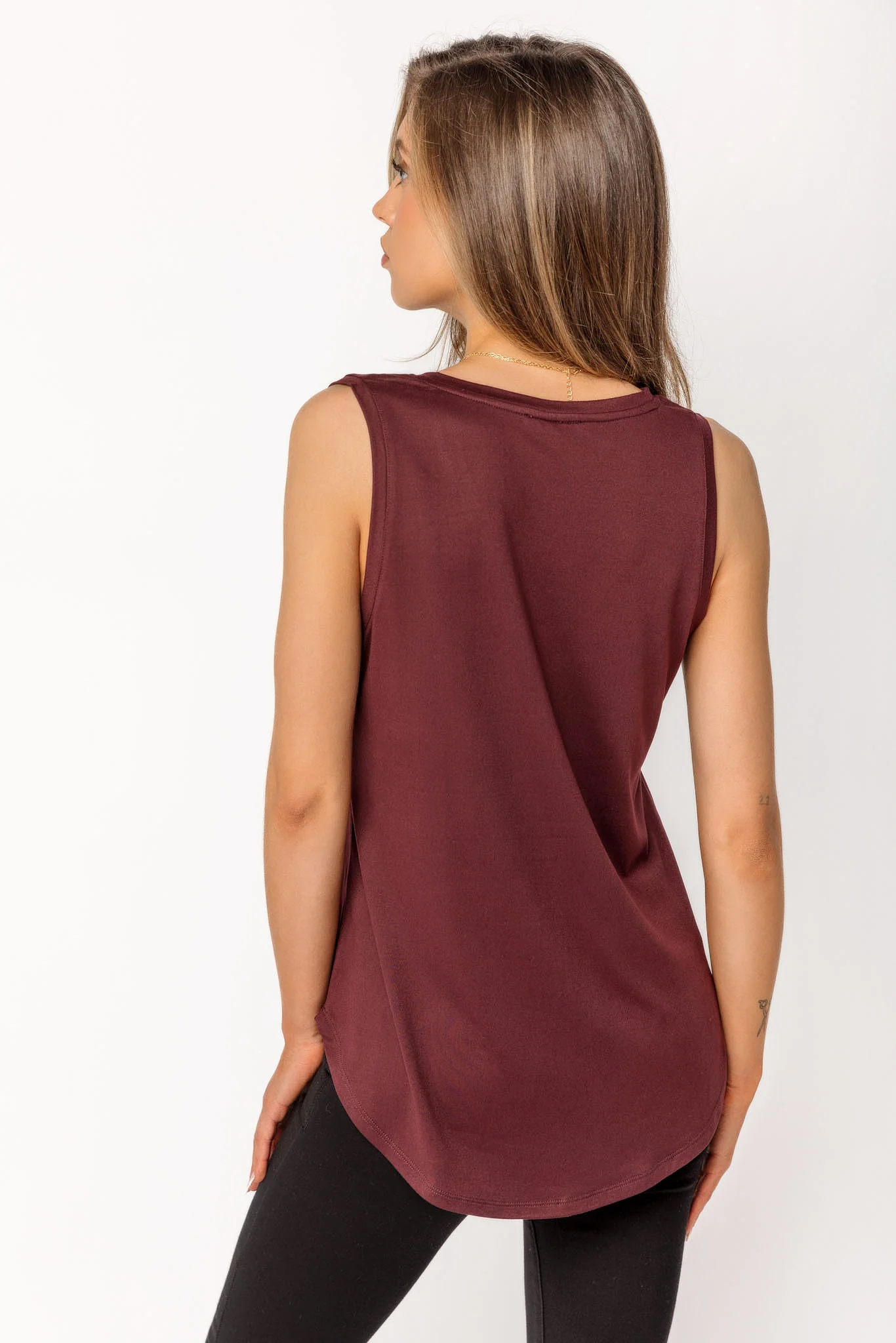 Brushed Sleeveless V-Neck - Image 14