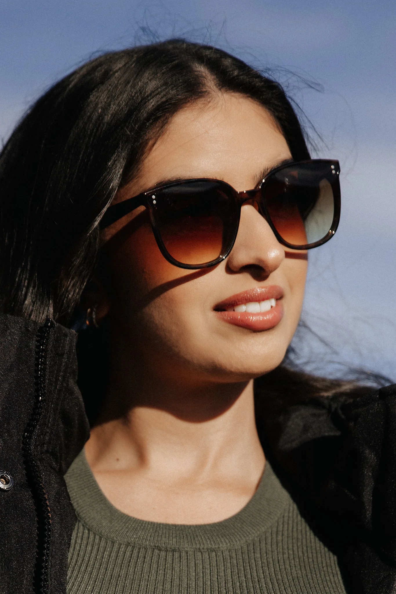 Cat-Eye Square Sunglasses - Image 3