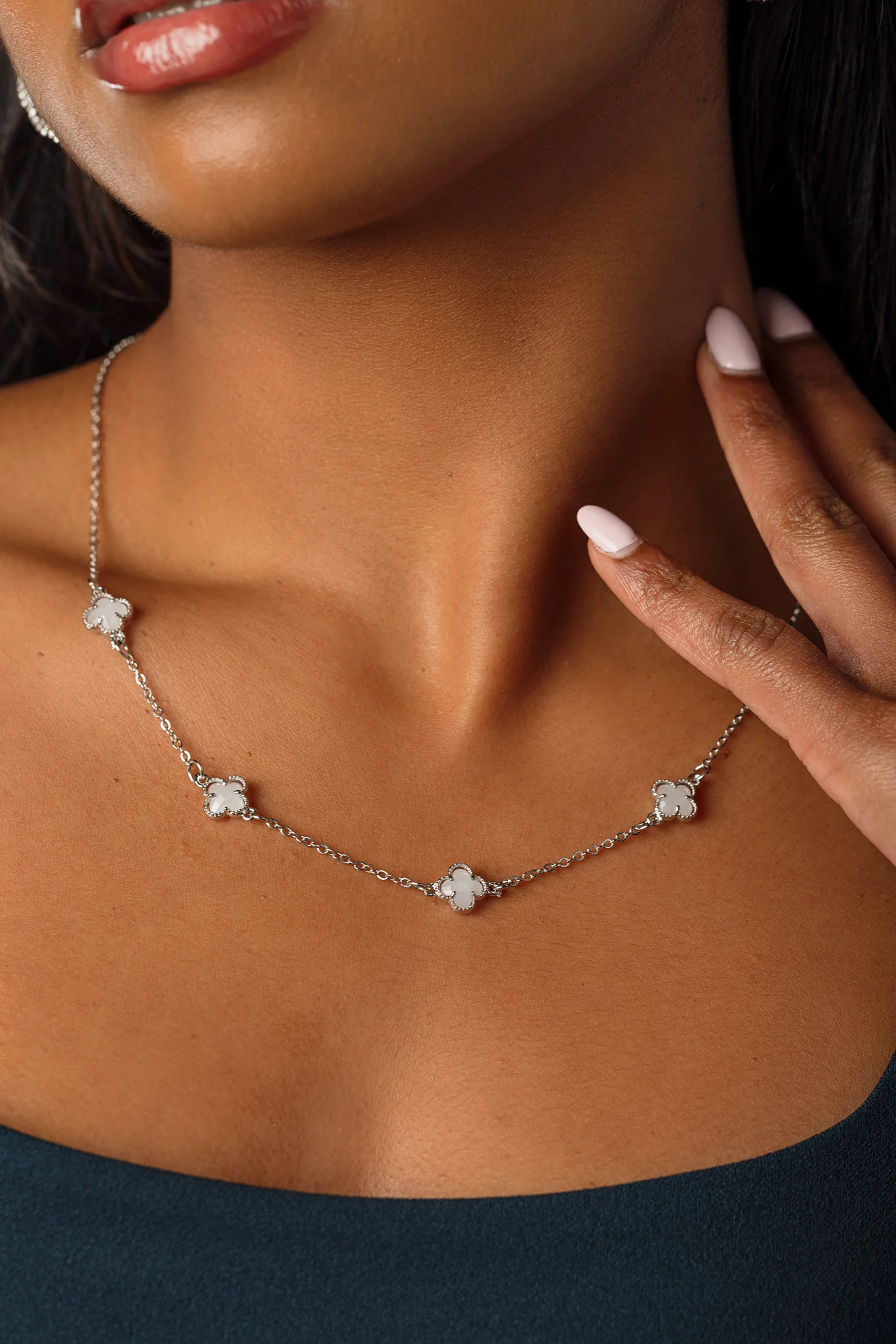 Clover Necklace - Image 4