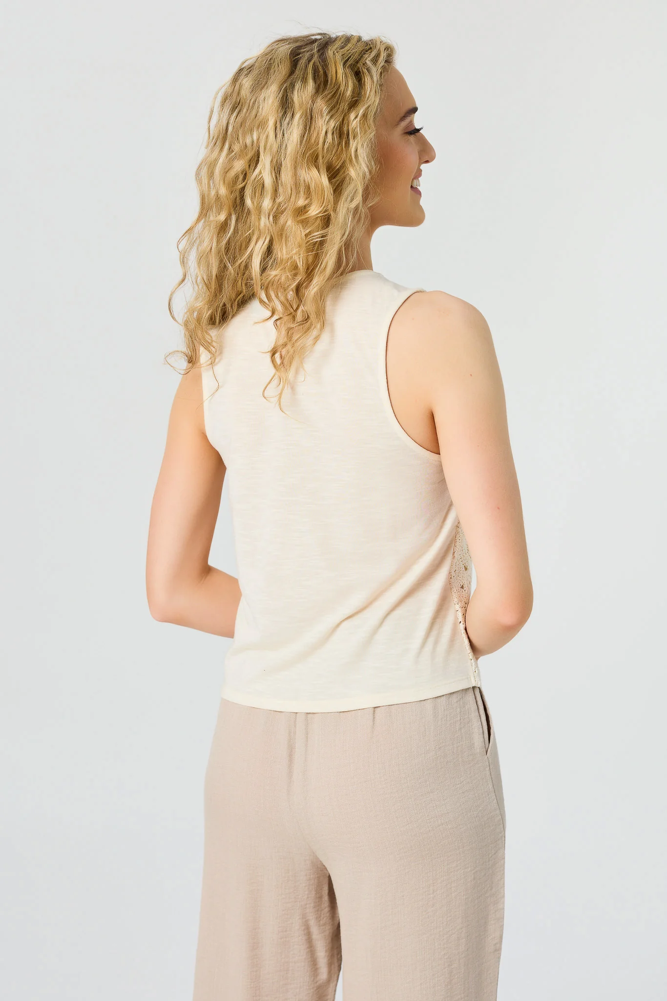 Crochet Crew-Neck Sleeveless Slub Top - Image 2