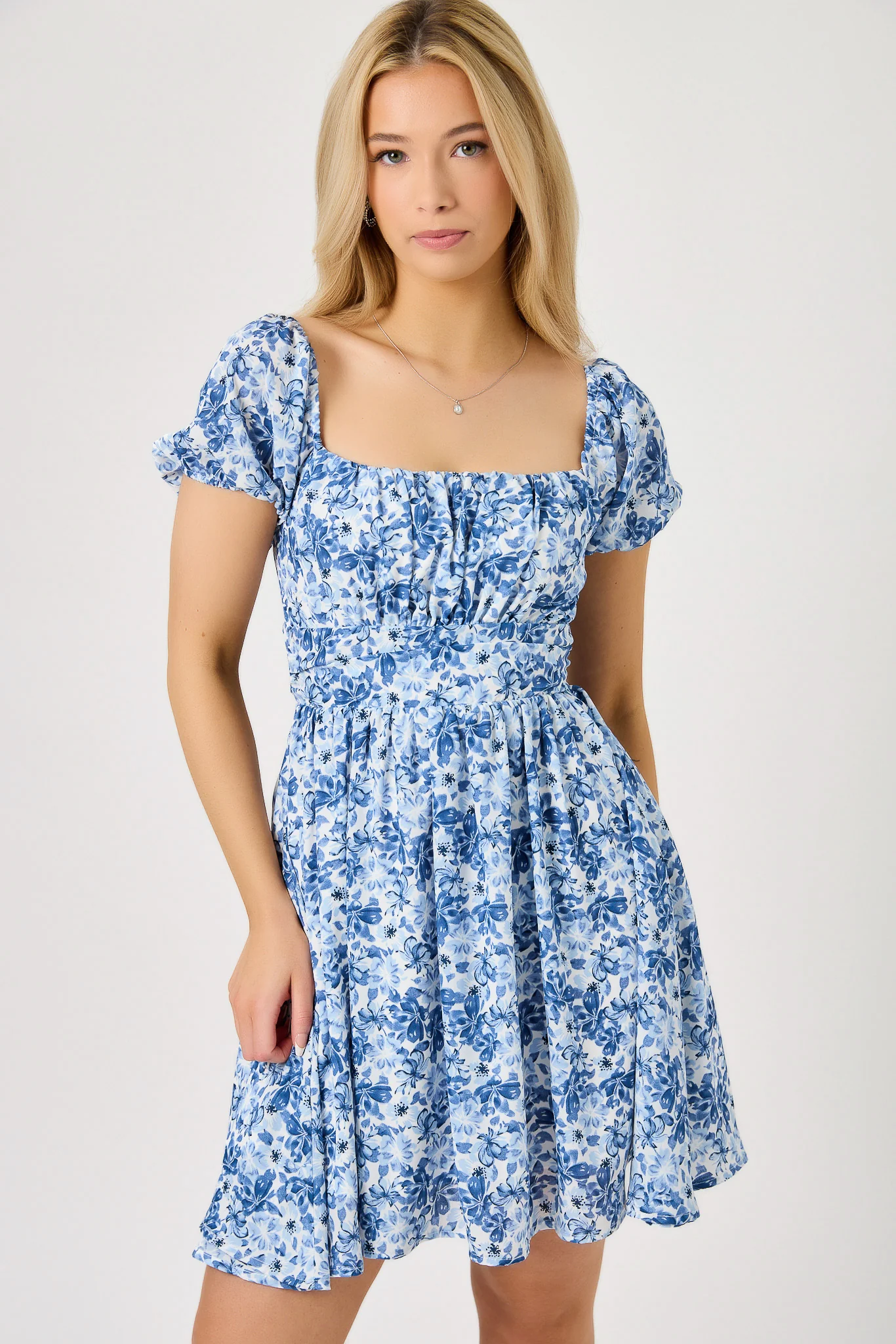 Floral Puff-Sleeve Emma-Bust Dress with Tie-Back - Image 3