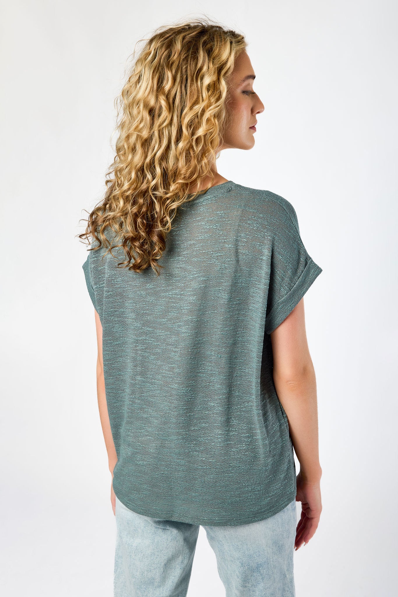 Hacci Slub Crew-Neck Short-Sleeve Top - Image 4