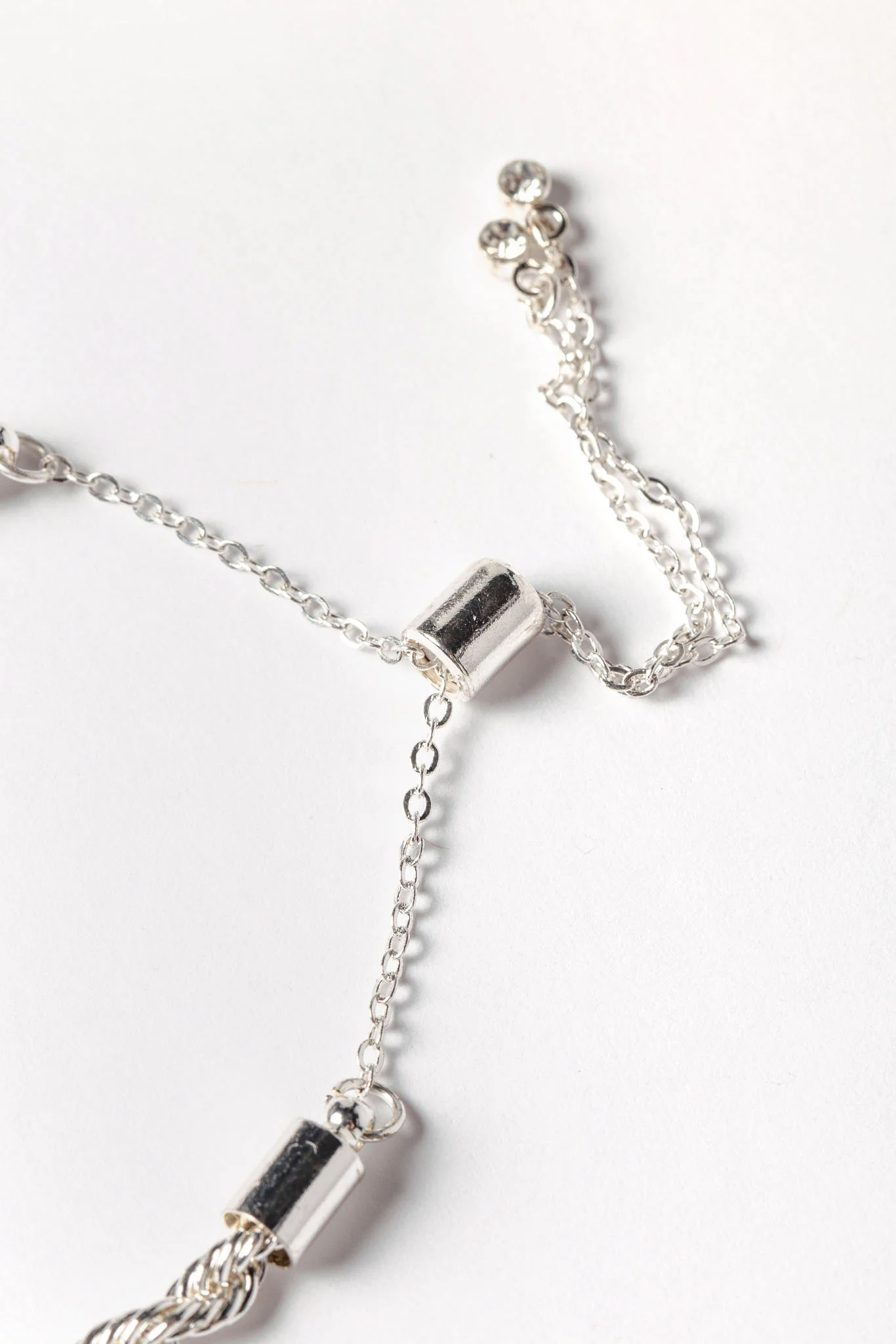 Intertwined Rope Bracelet - Image 4
