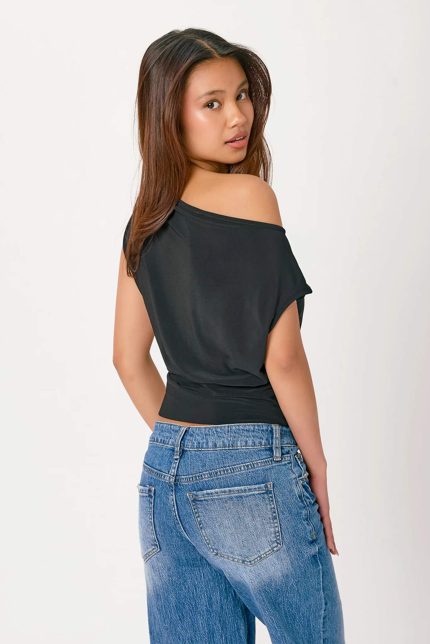 Off-The-Shoulder Banded Top - Image 4