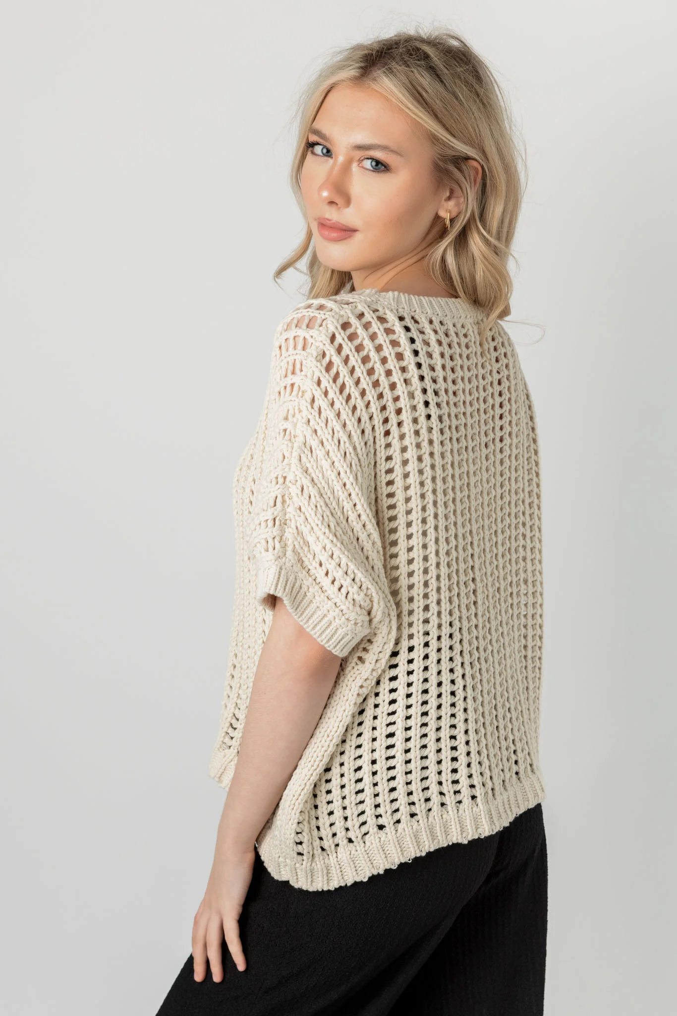 Oversized Openwork Short-Sleeve Sweater - Image 5