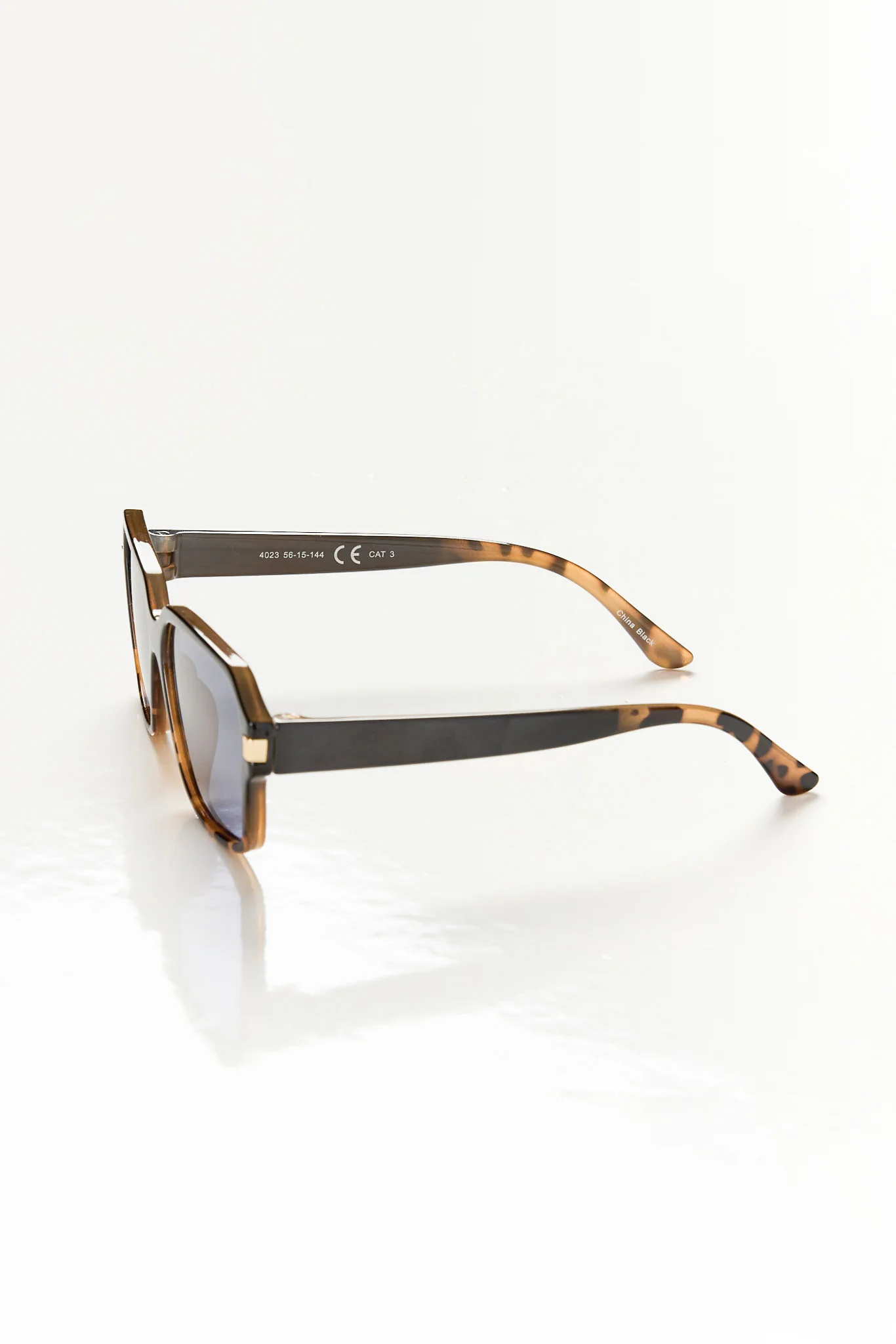 Oversized Rectangular Sunglasses - Image 6