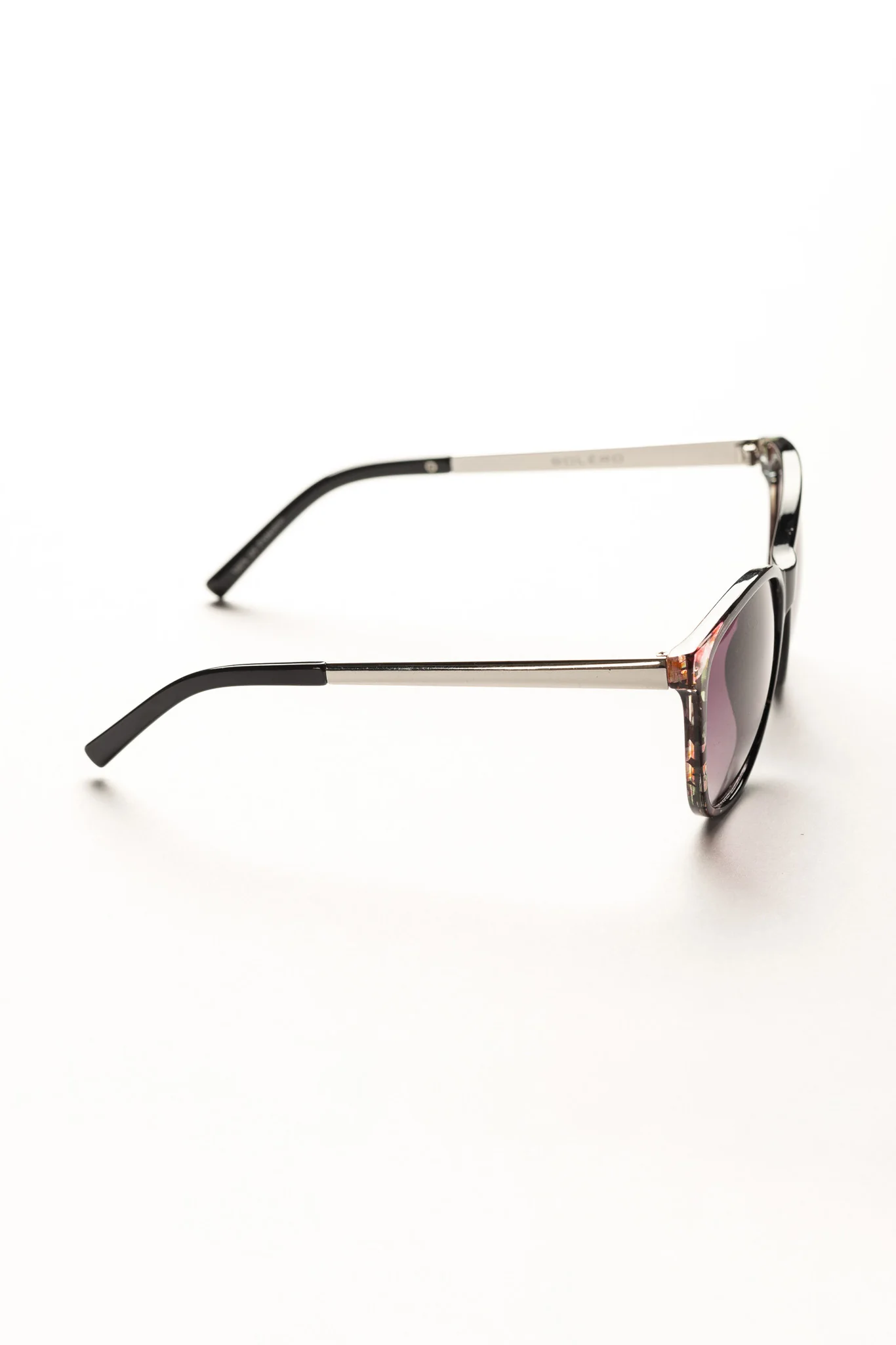 Plastic Pantos Sunglasses with Metal Arms - Image 3