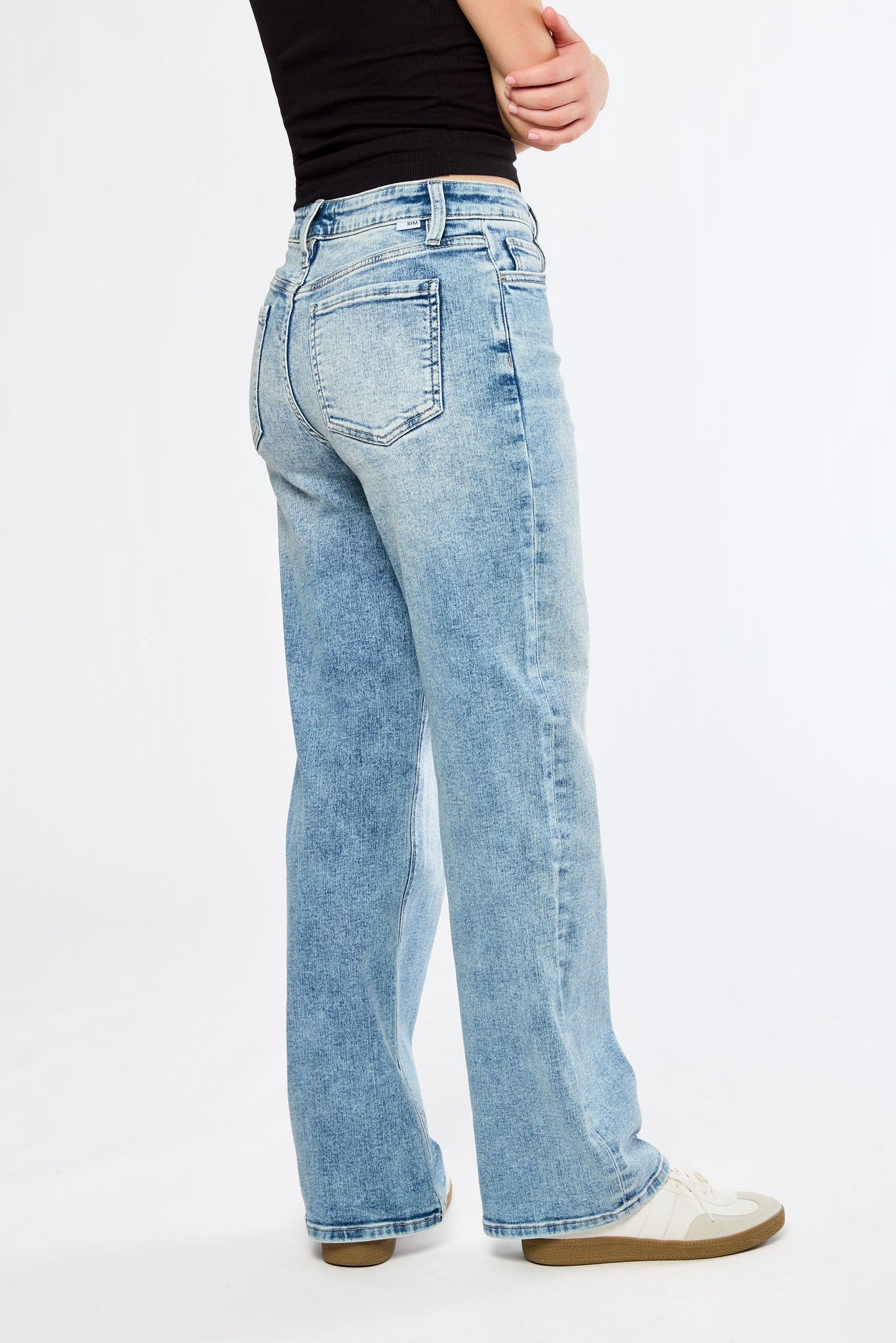 RFM Hailey Acid Wash Wide-Leg Jean - Image 4