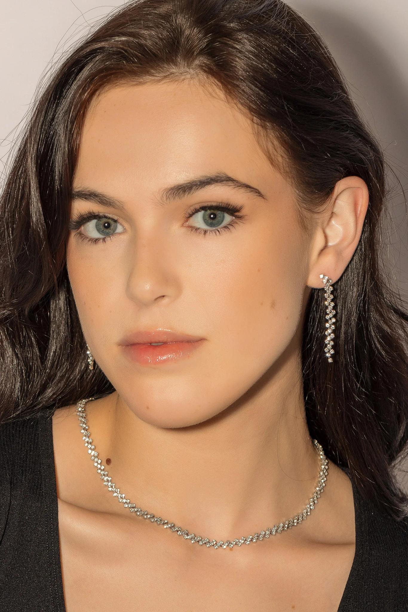 Rhinestone Earring and Necklace Set - Image 3