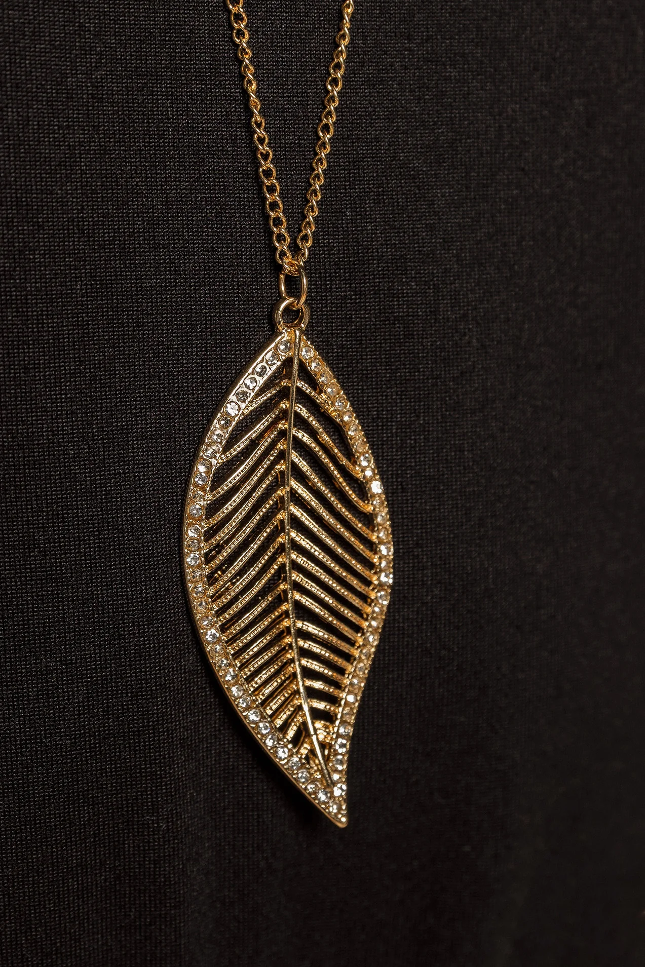 Rhinestone Leaf Necklace - Image 3
