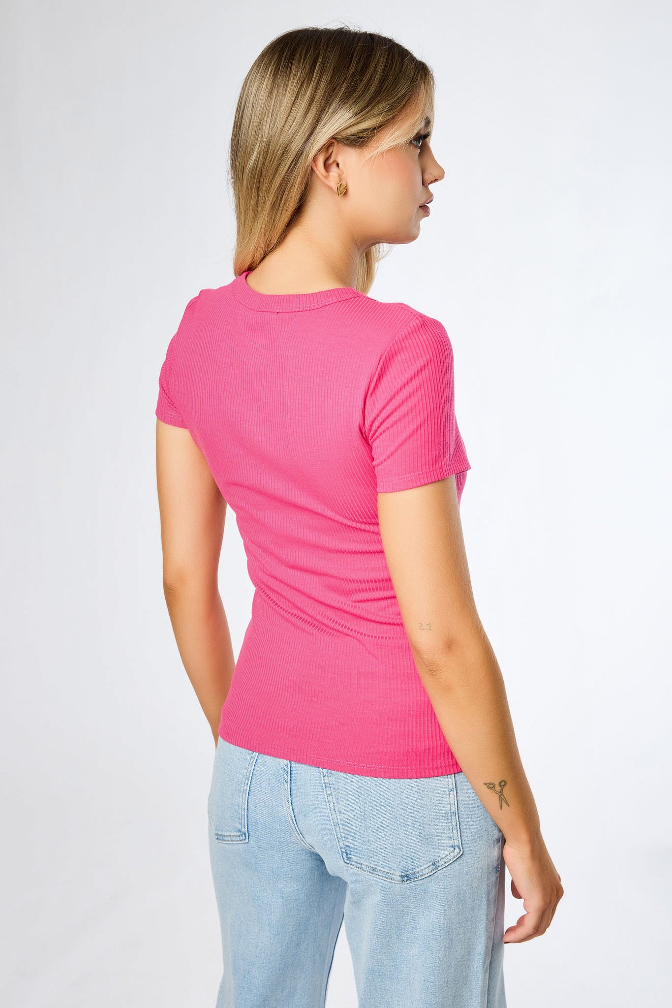 Ribbed Short-Sleeve Crew-Neck Tee - Image 9