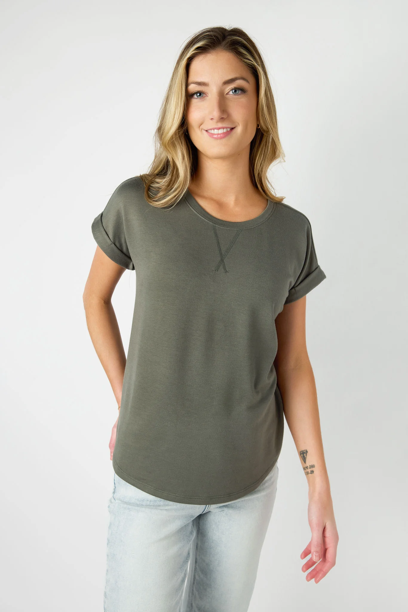 Short-Sleeve Sweatshirt with Side Slits - Image 13