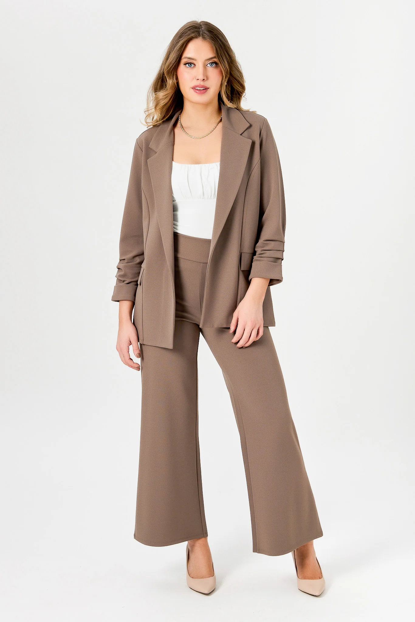 Wide Leg Pants with Short Inseam - Image 10