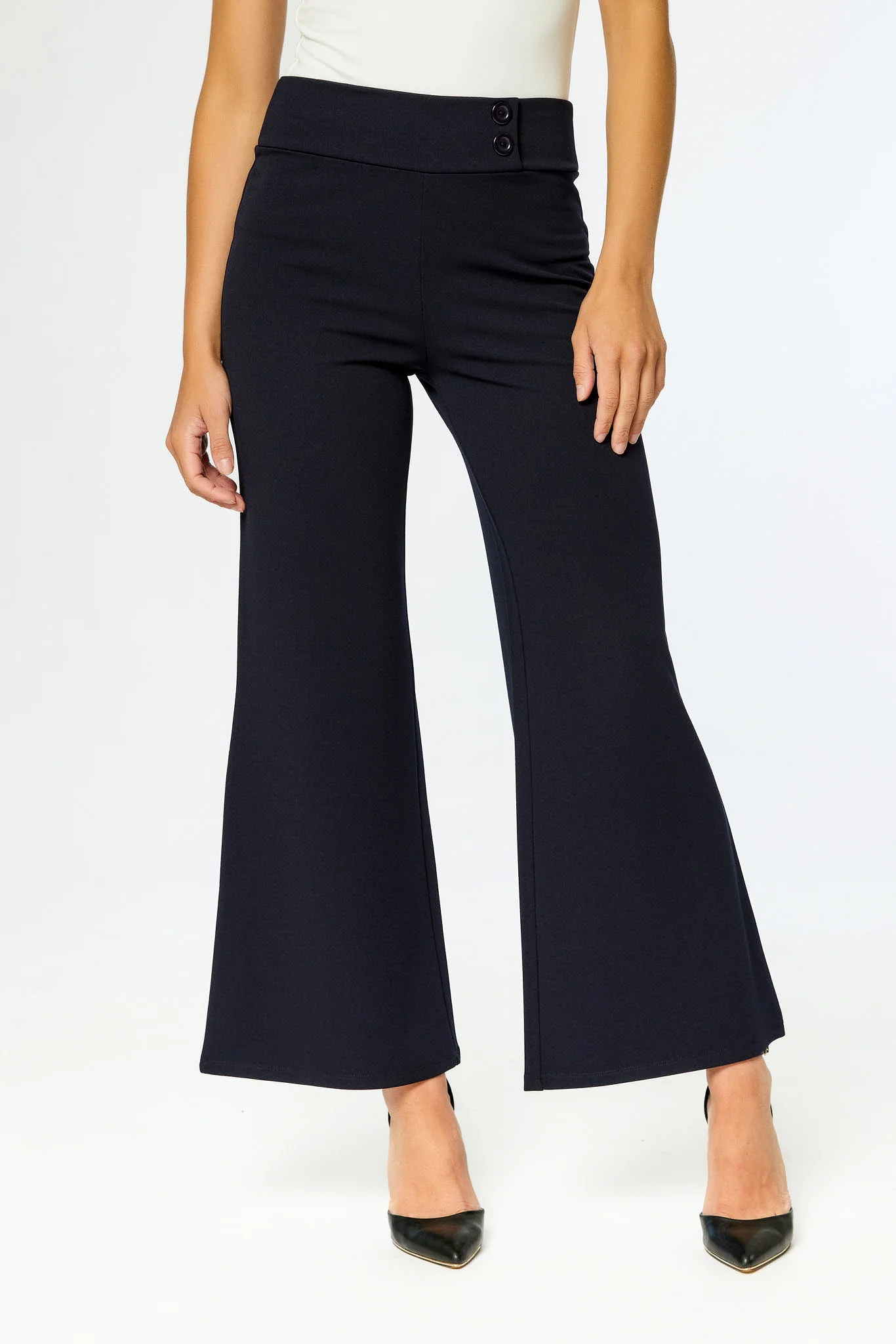 Wide Leg Pants with Short Inseam - Image 9